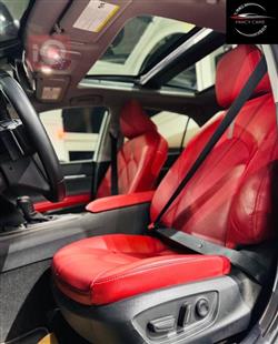 تۆیۆتا کامری